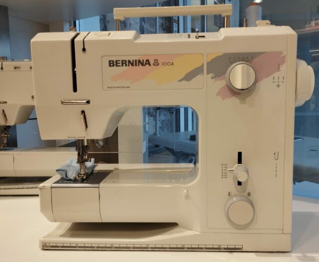 gebrauchte Nähmaschine Bernina 1004