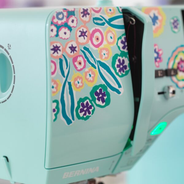 Bernina B475QE Kaffe Edition